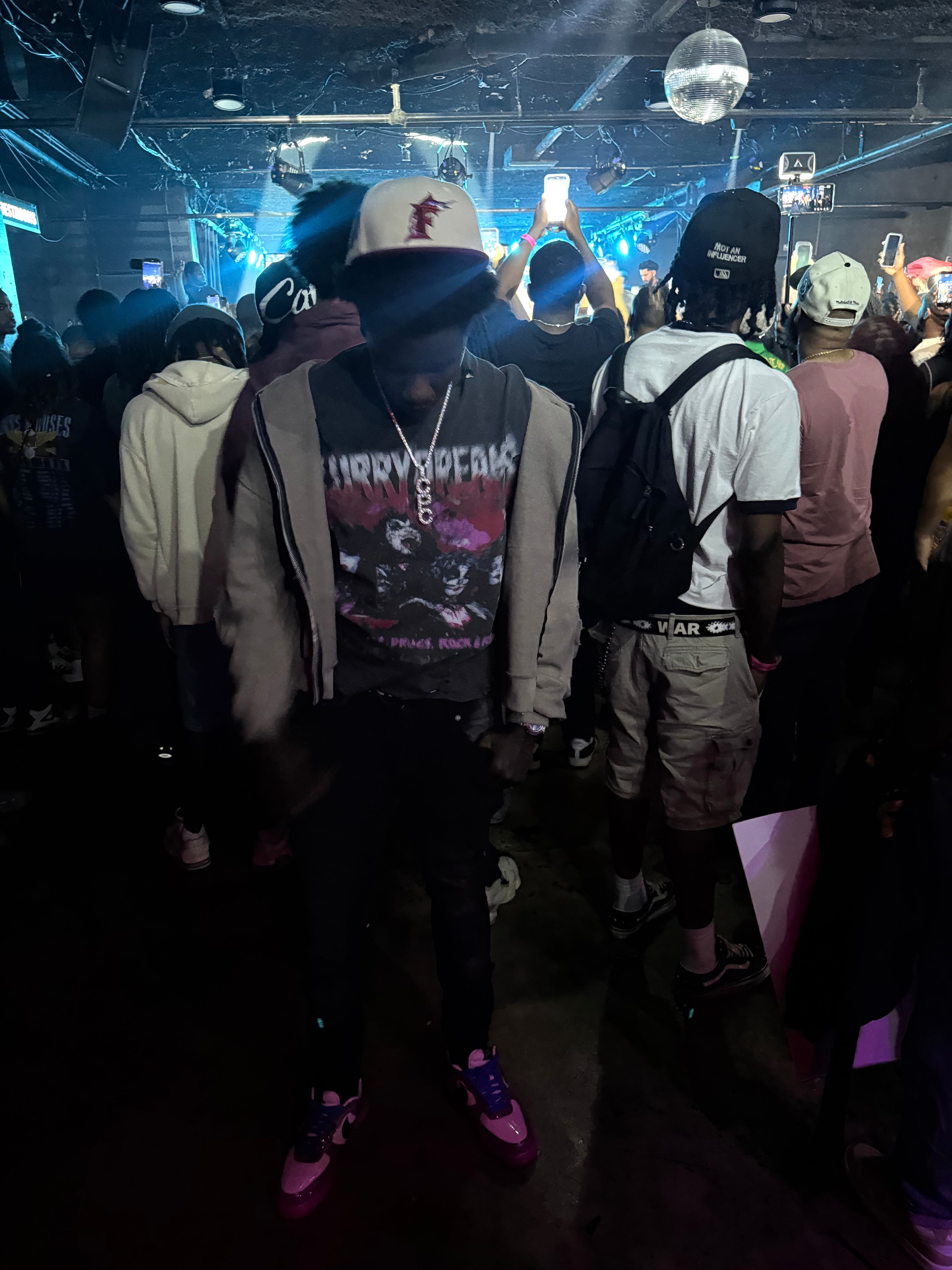 Blurry K!$$ Tee